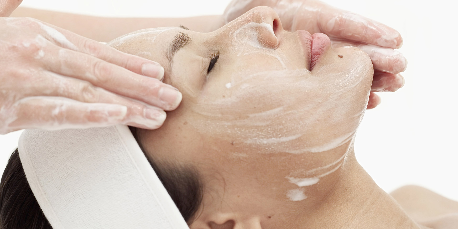 Aria Medical Aesthetics Red Carpet Facials